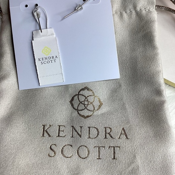 KENDRA SCOTT NECKLACE EARRING SET SILVER VANESSA DICHROIC GLASS RHINESTONES - Picture 10 of 10